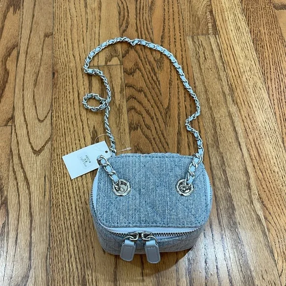 Light blue denim purse NWT - Picture 2 of 6
